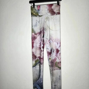 Art Of Wear High Rise Multidimensional Multicolor Legging in Light Pink Size Med